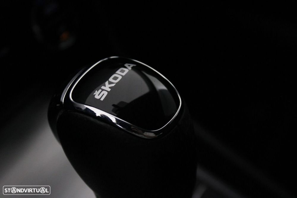 Skoda Superb Break 2.0 TDI Ambition DSG - 29