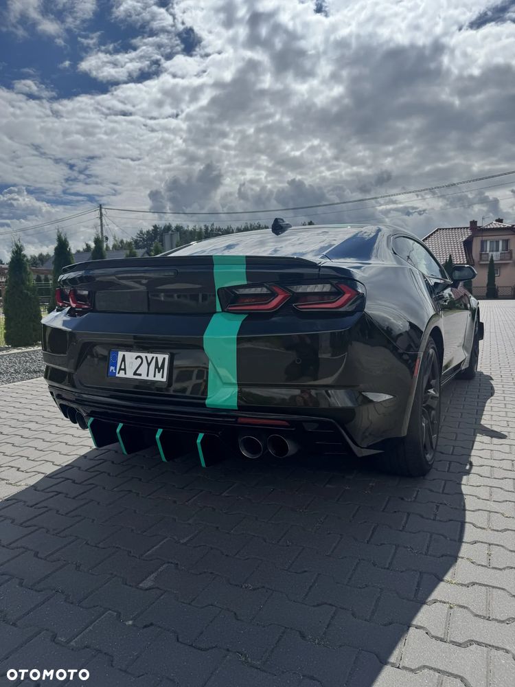 Chevrolet Camaro - 12