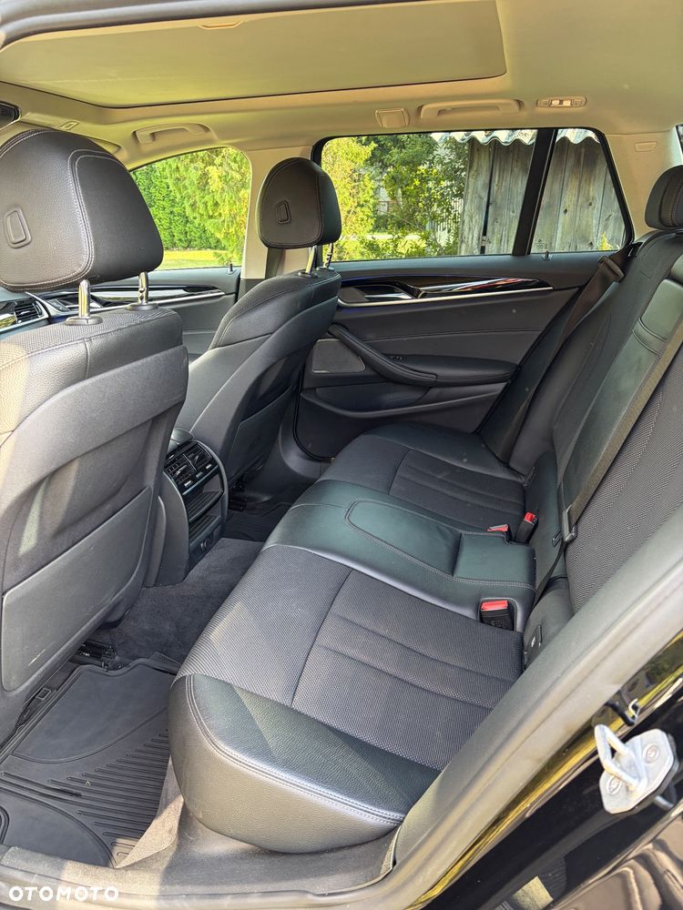 BMW Seria 5 - 17