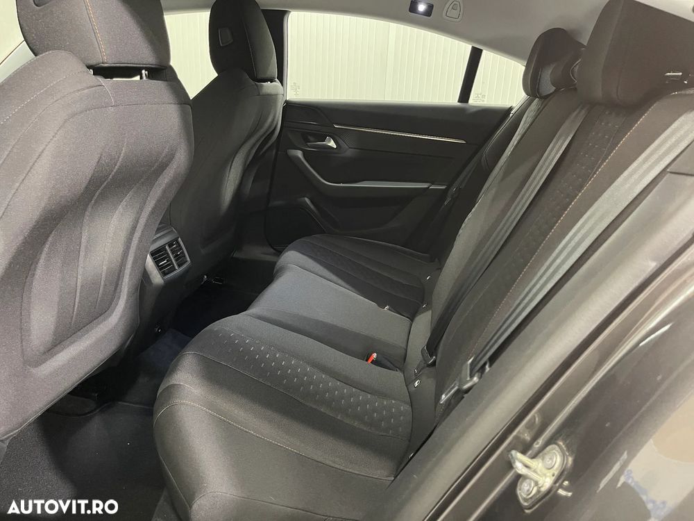 Peugeot 508 PureTech 130 EAT8 Active Pack - 11