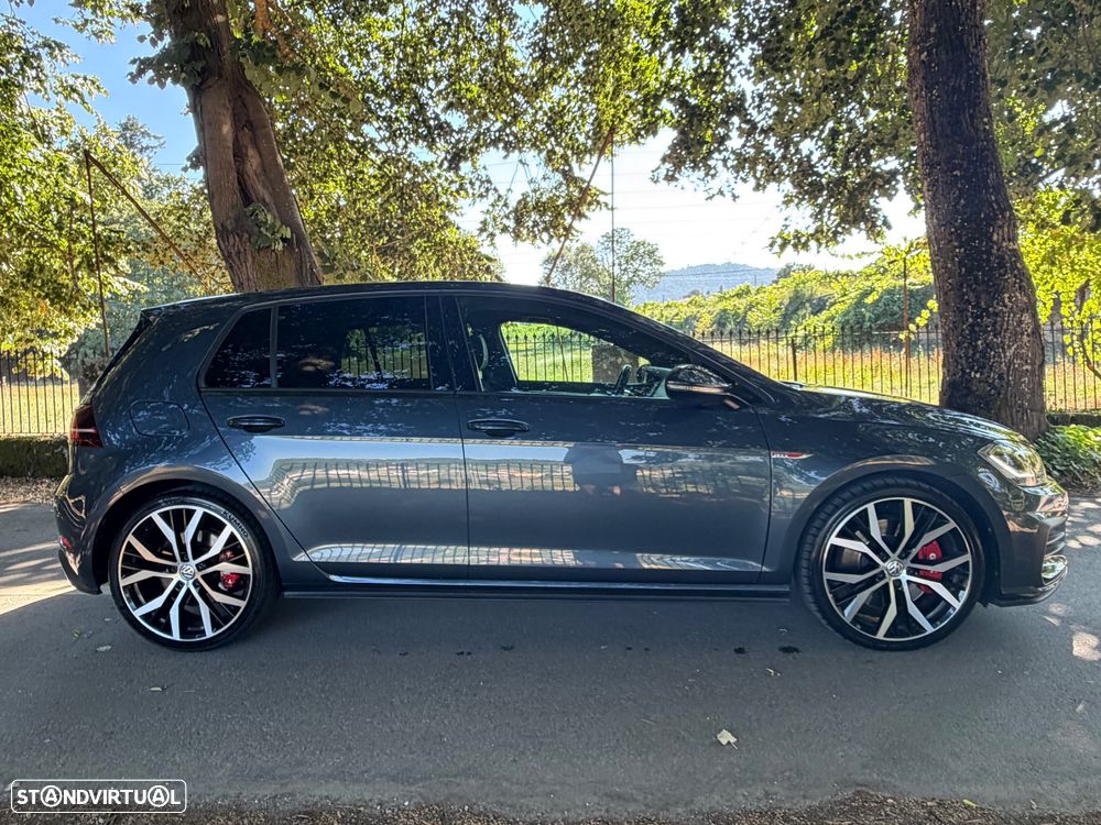 VW Golf - 11