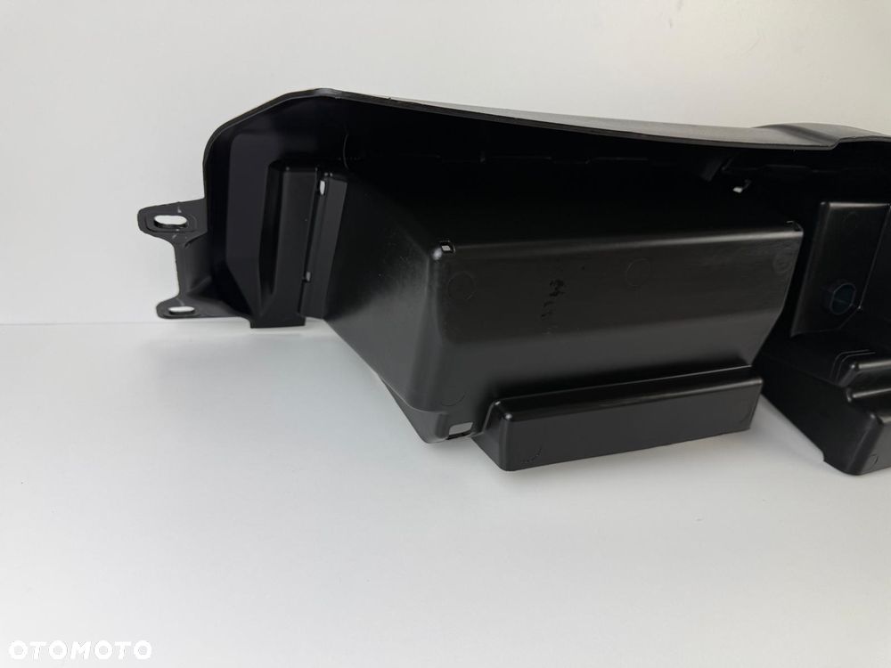 Dolny panel schowka Can-Am Defender Max HD10 2017-19 - 12