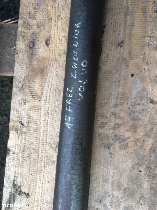 PÓŁOŚ VOLVO ZWOLNICA 17 FREZÓW