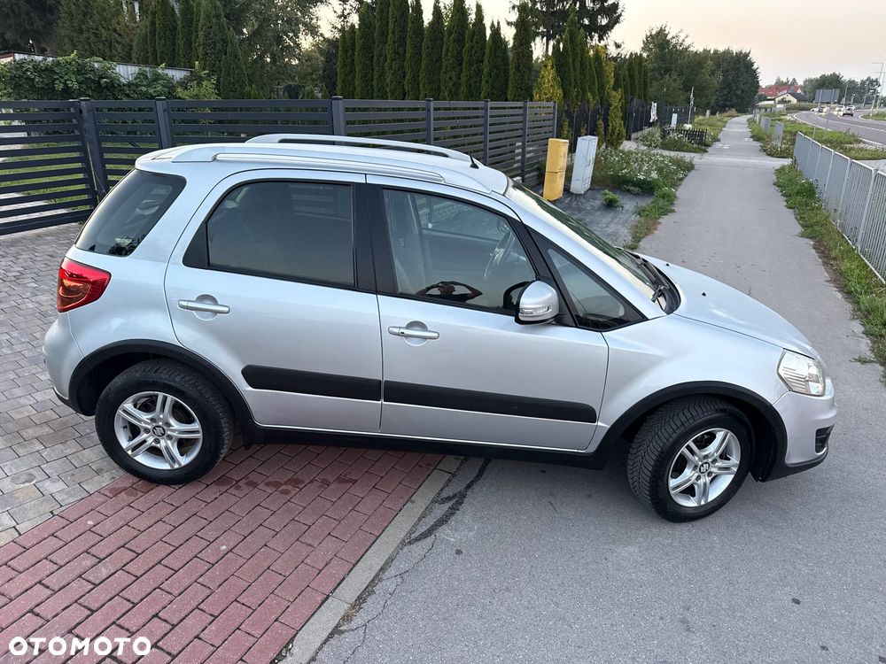 Suzuki SX4 1.6 Premium 4WD - 6