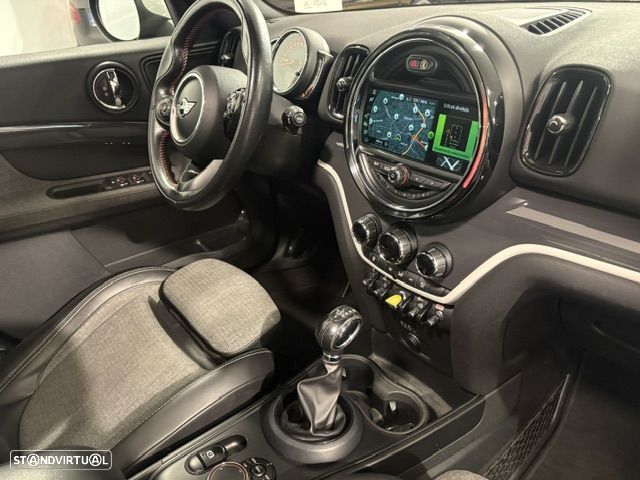 MINI Countryman Cooper SE ALL4 Auto - 7