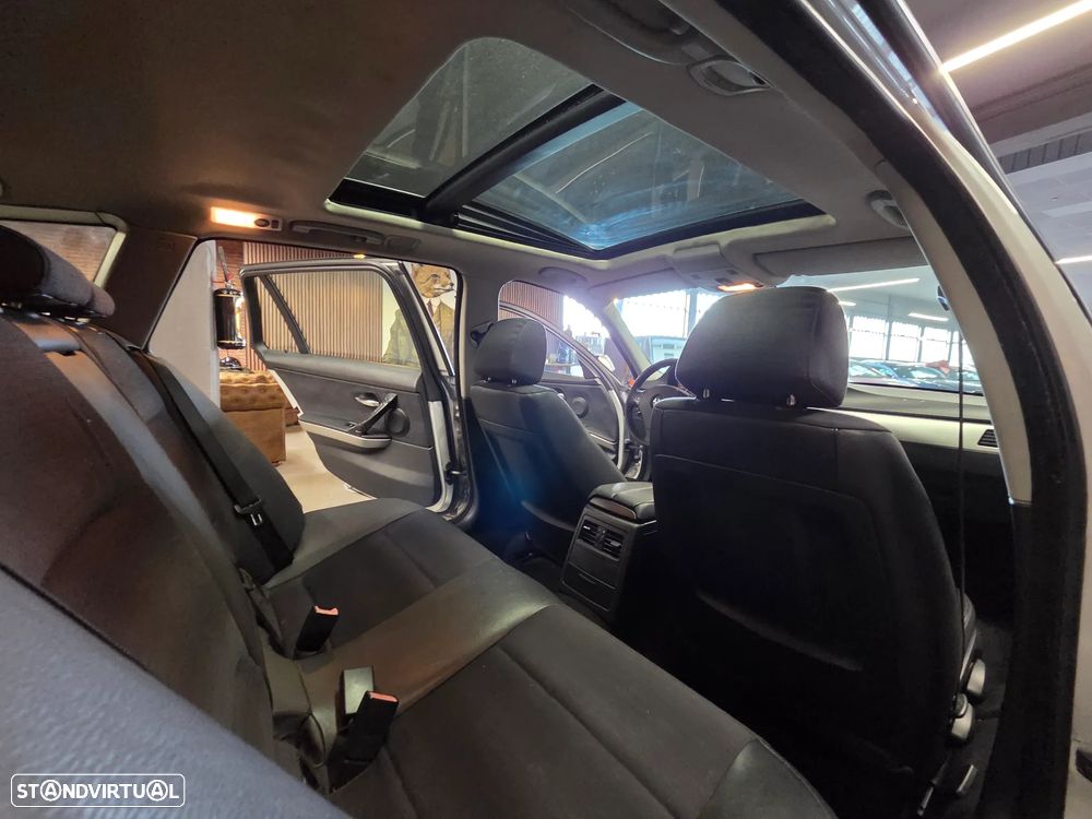 BMW 320 d Navigation - 24