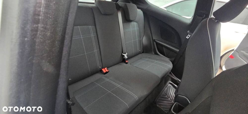 Ford Fiesta 1.1 S&S TREND - 31