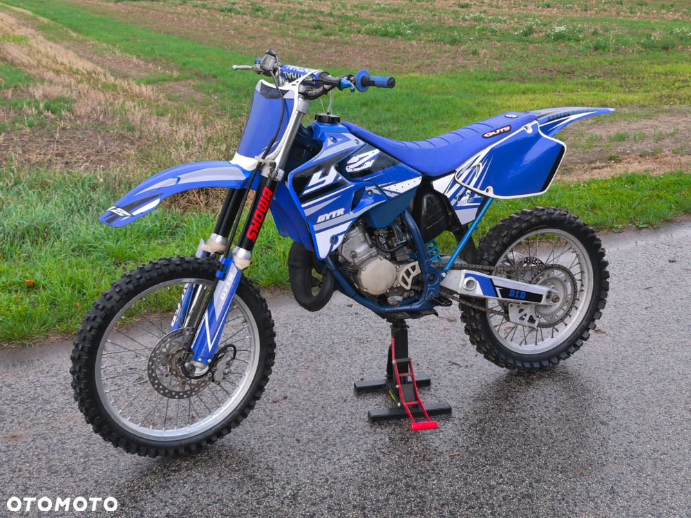Yamaha YZ - 12
