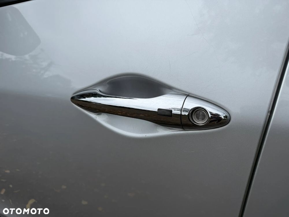 Hyundai ix35 2.0 CRDi 4WD Automatik Premium - 15