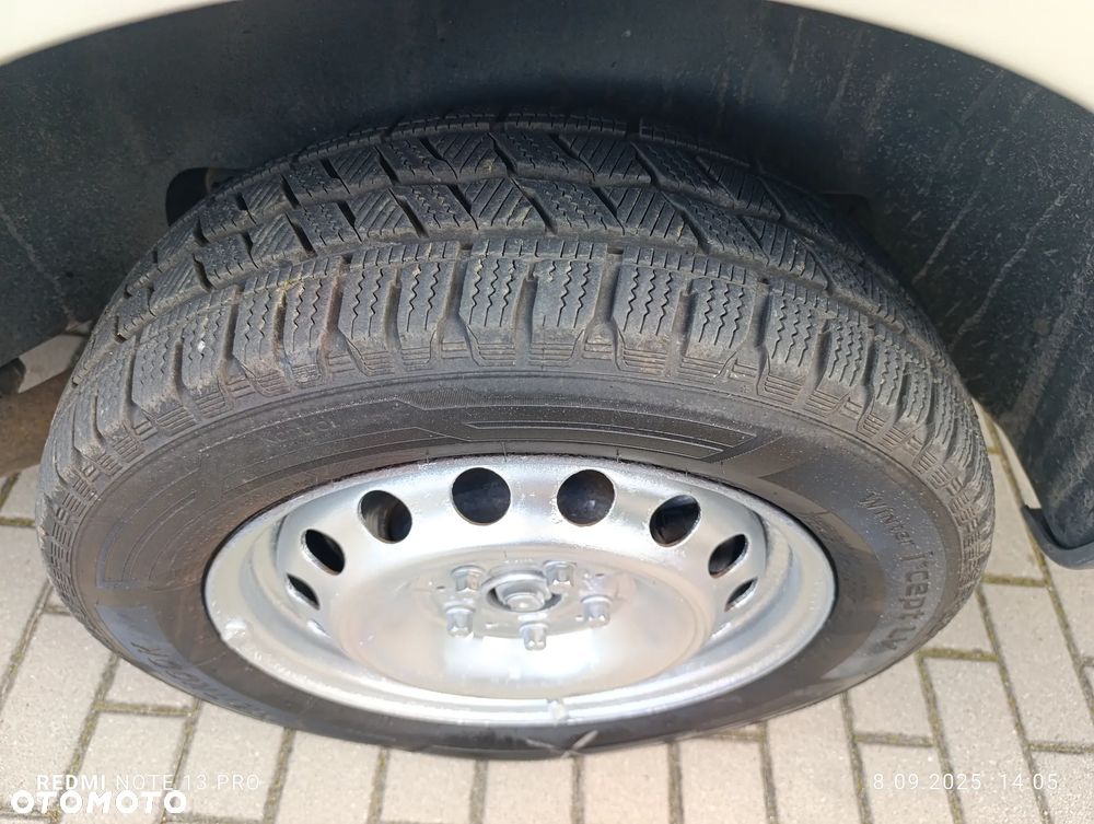 Mercedes-Benz Vito - 20