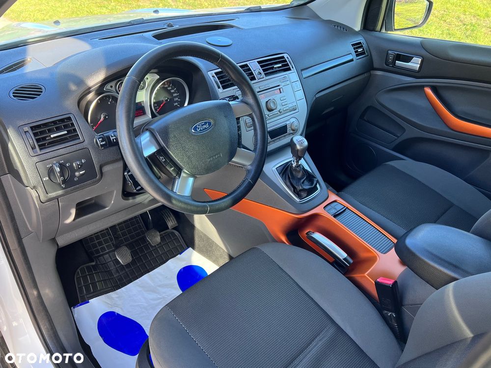 Ford Kuga 2.0 TDCi Titanium - 26