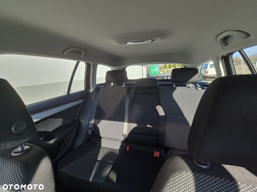 Skoda Octavia 2.0 TDI DSG Ambition - 19
