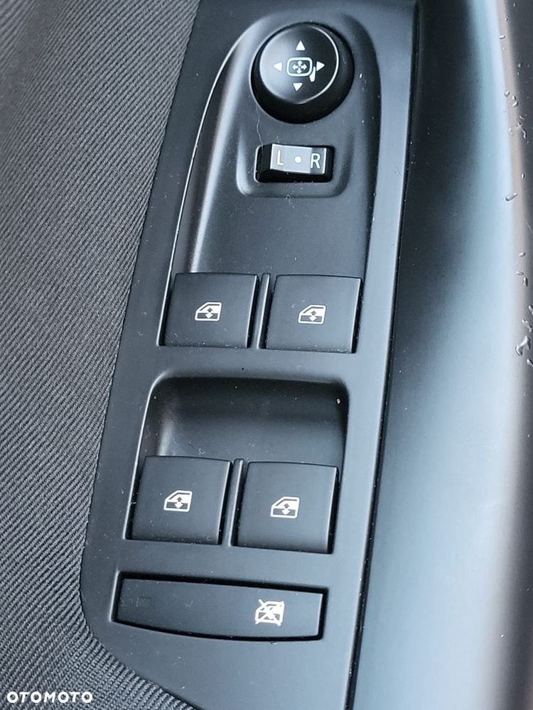 Opel Astra 1.6 D (CDTI) Dynamic - 22