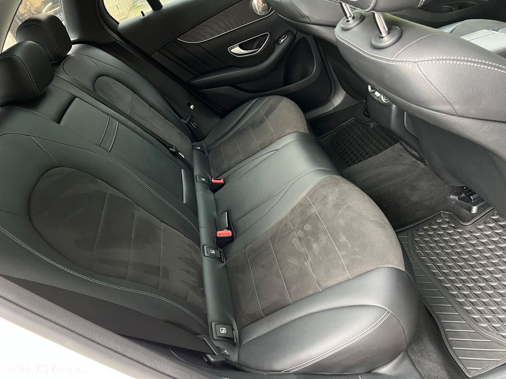Mercedes-Benz GLC 250 4-Matic - 32
