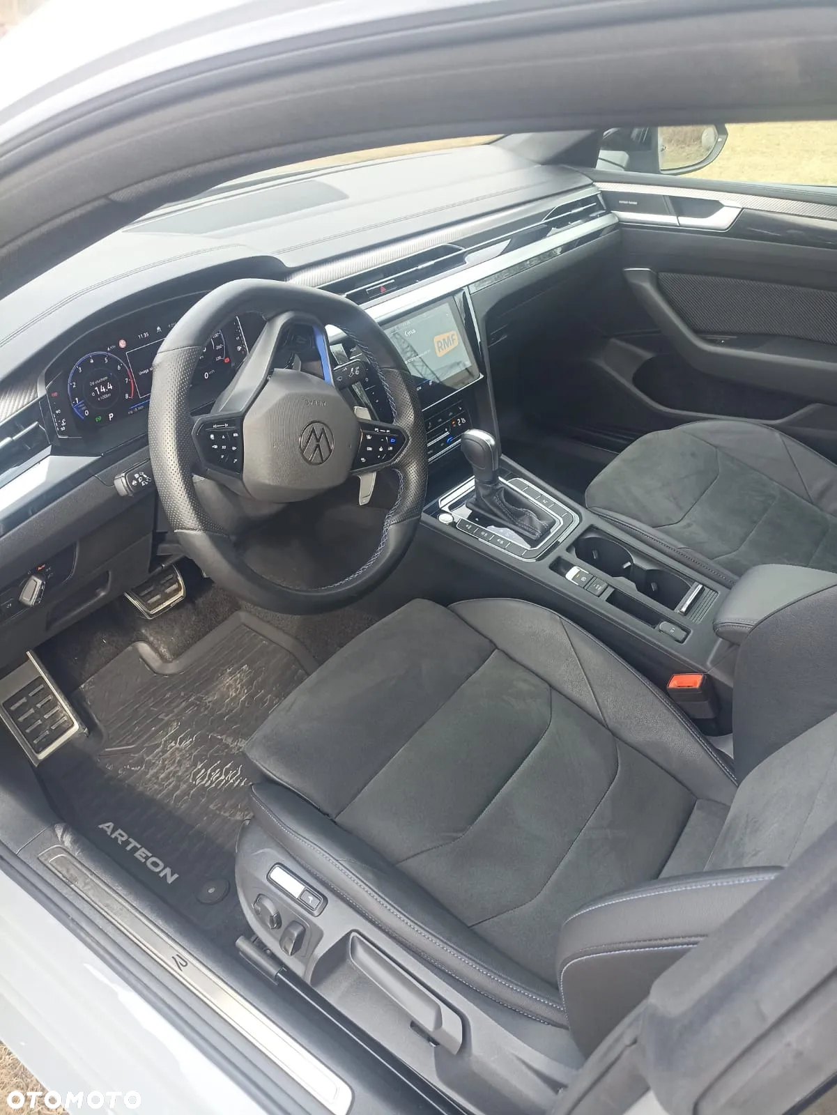 Volkswagen Arteon 2.0 TSI 4Motion R DSG - 14