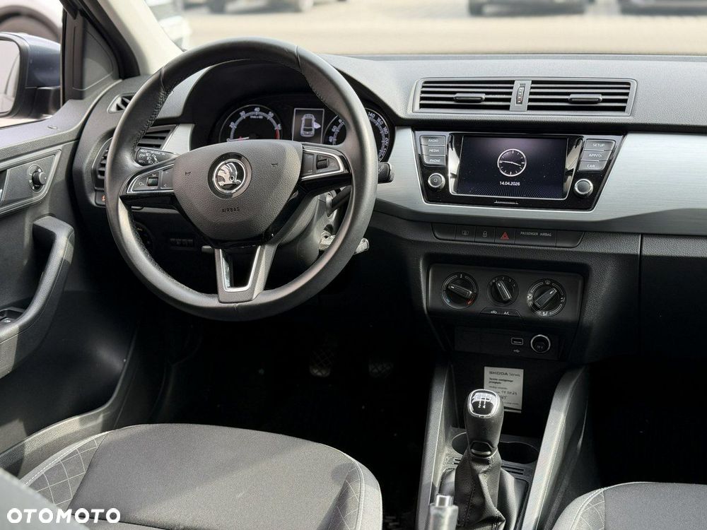 Skoda Fabia - 12