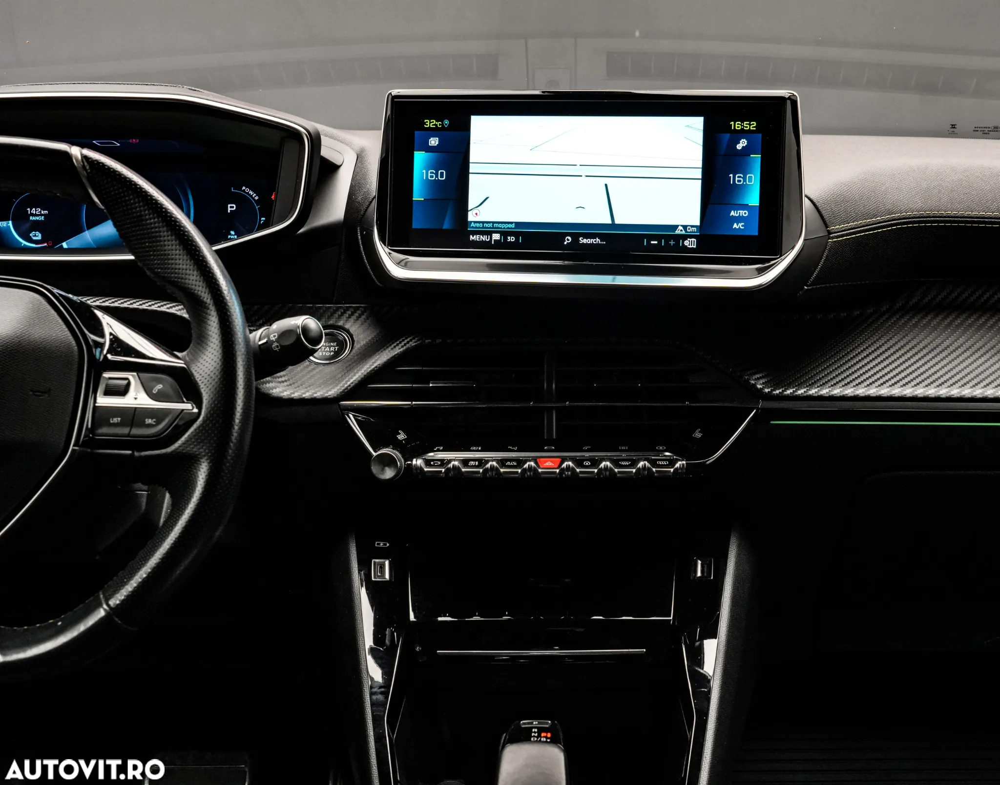 Peugeot 2008 e-2008 54 kWh GT - 15