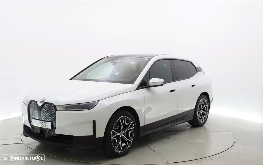 BMW iX xDrive 40 Pack Desportivo - 3