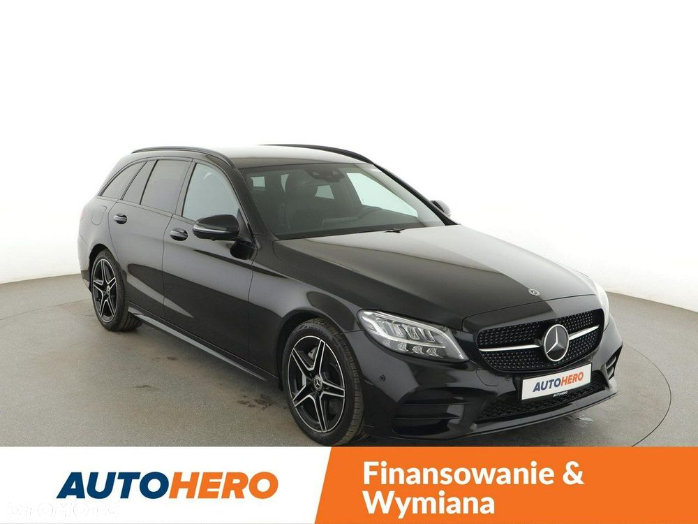 Mercedes-Benz Klasa C 300 4Matic 9G-TRONIC Night Edition - 11
