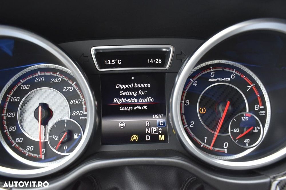 Mercedes-Benz GLS - 27
