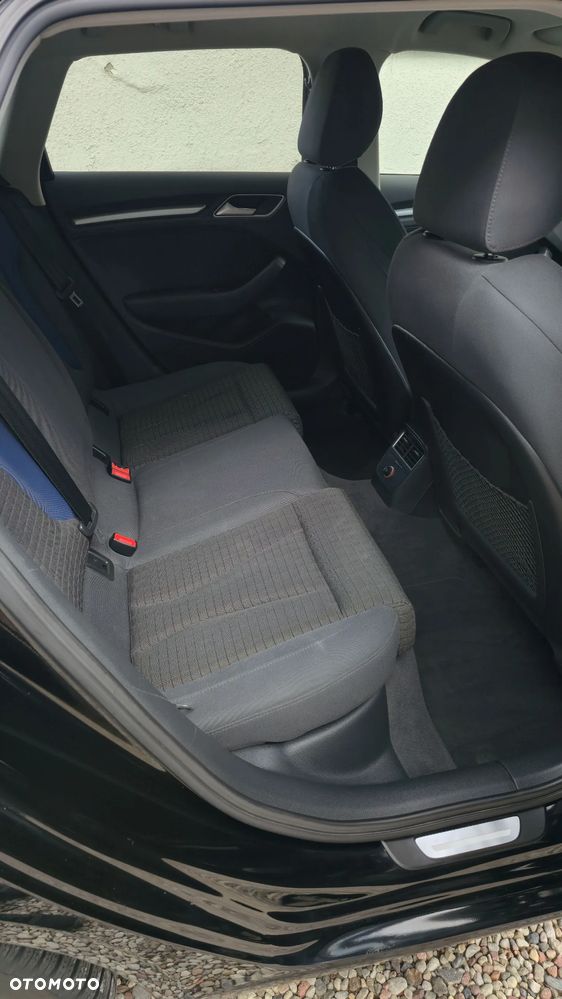 Audi A3 Sportback 2.0 TDI Ambiente - 16