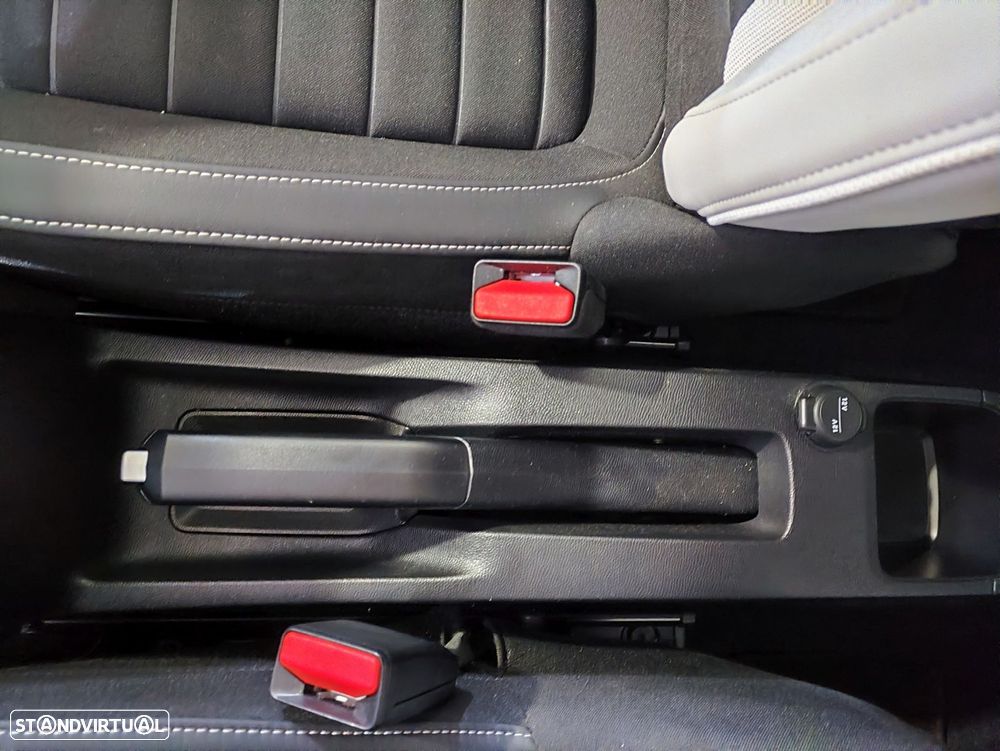 Citroën C3 1.2 Turbo Max16 - 21