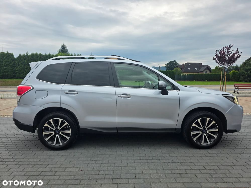 Subaru Forester 2.0 XT Platinum Lineartronic - 7