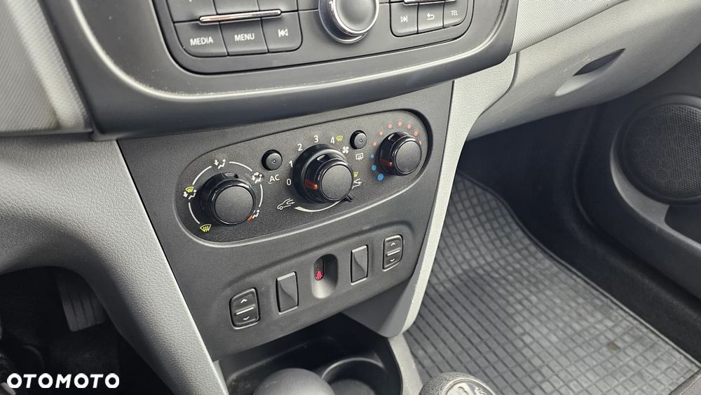 Dacia Logan 1.2 16V Ambiance - 5