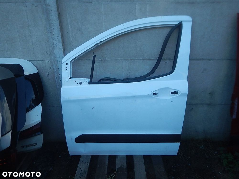 drzwi przod lewe transit connect mk2 2014- - 1