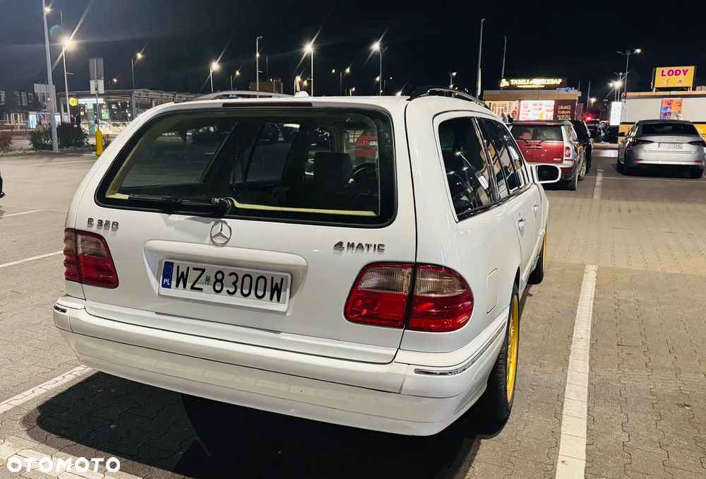Mercedes-Benz Klasa E 320 T 4-Matic Avantgarde - 5