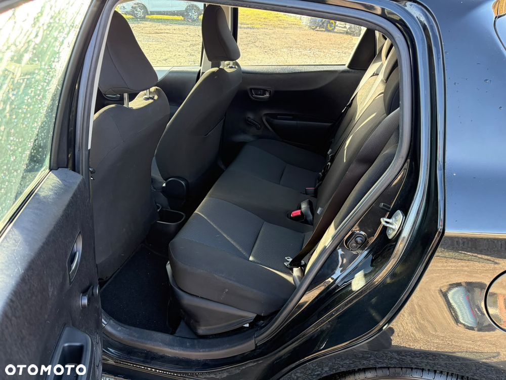 Toyota Yaris - 13