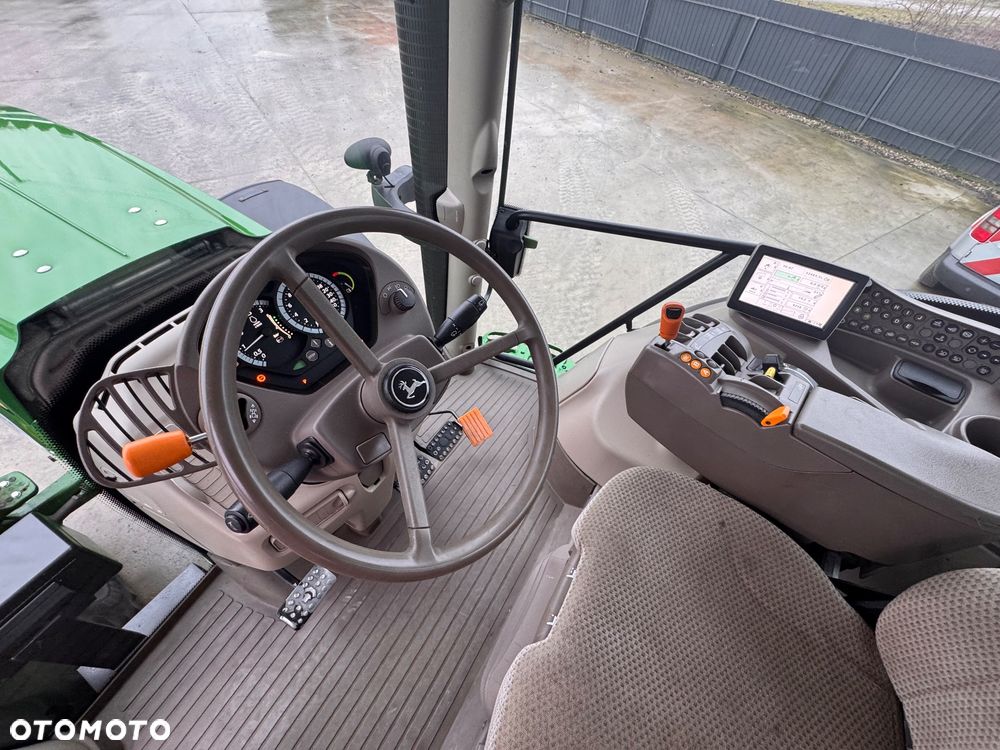 John Deere 6150 R - 17