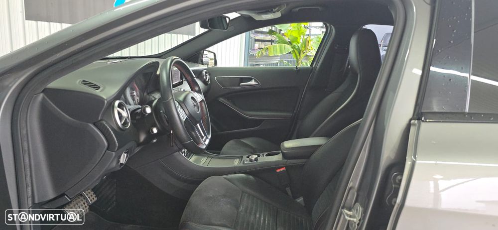 Mercedes-Benz A 180 d 7G-DCT AMG Line - 18