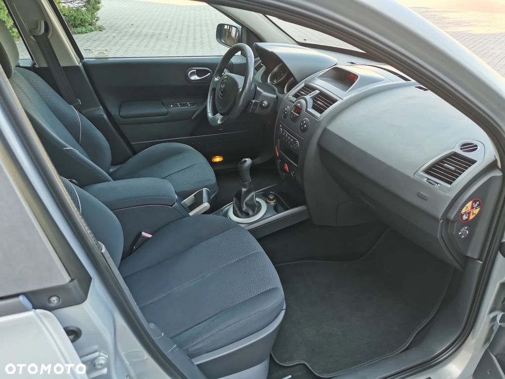 Renault Megane 1.4 Confort Authentique - 10