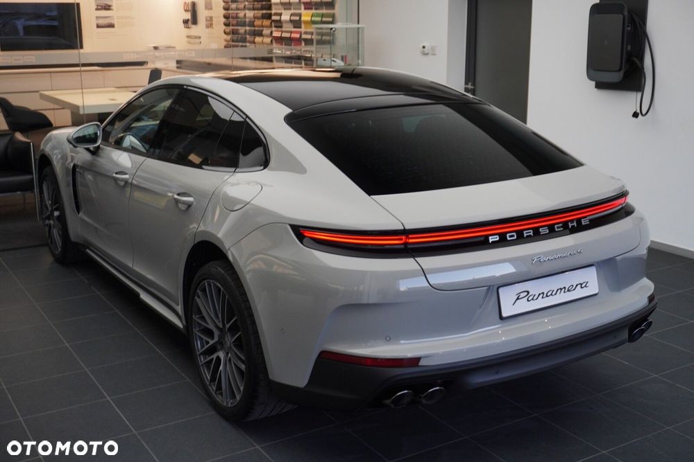Porsche Panamera - 8
