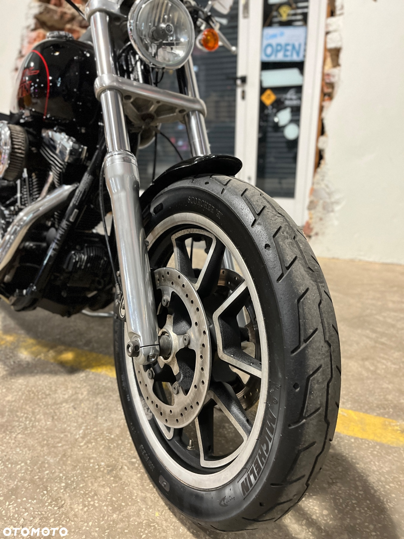 Harley-Davidson Dyna Low Rider - 5