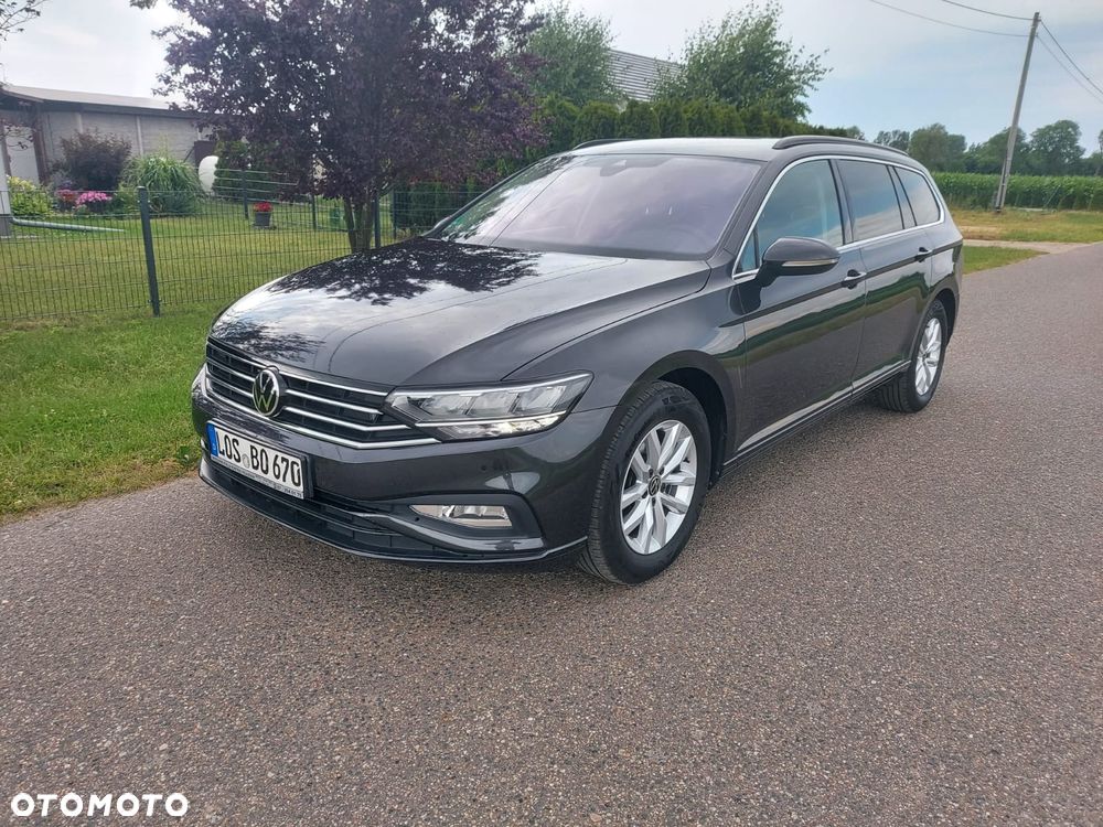 Volkswagen Passat 2.0 TDI SCR DSG Elegance - 1
