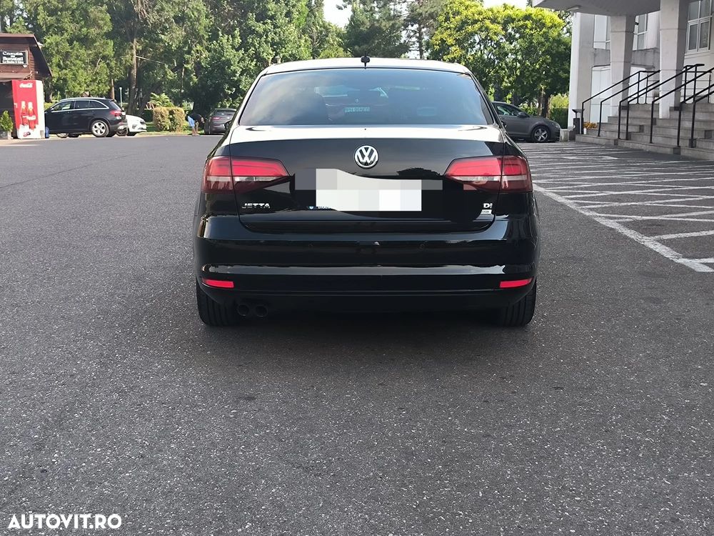 Volkswagen Jetta 2.0 TDI Comfortline - 3