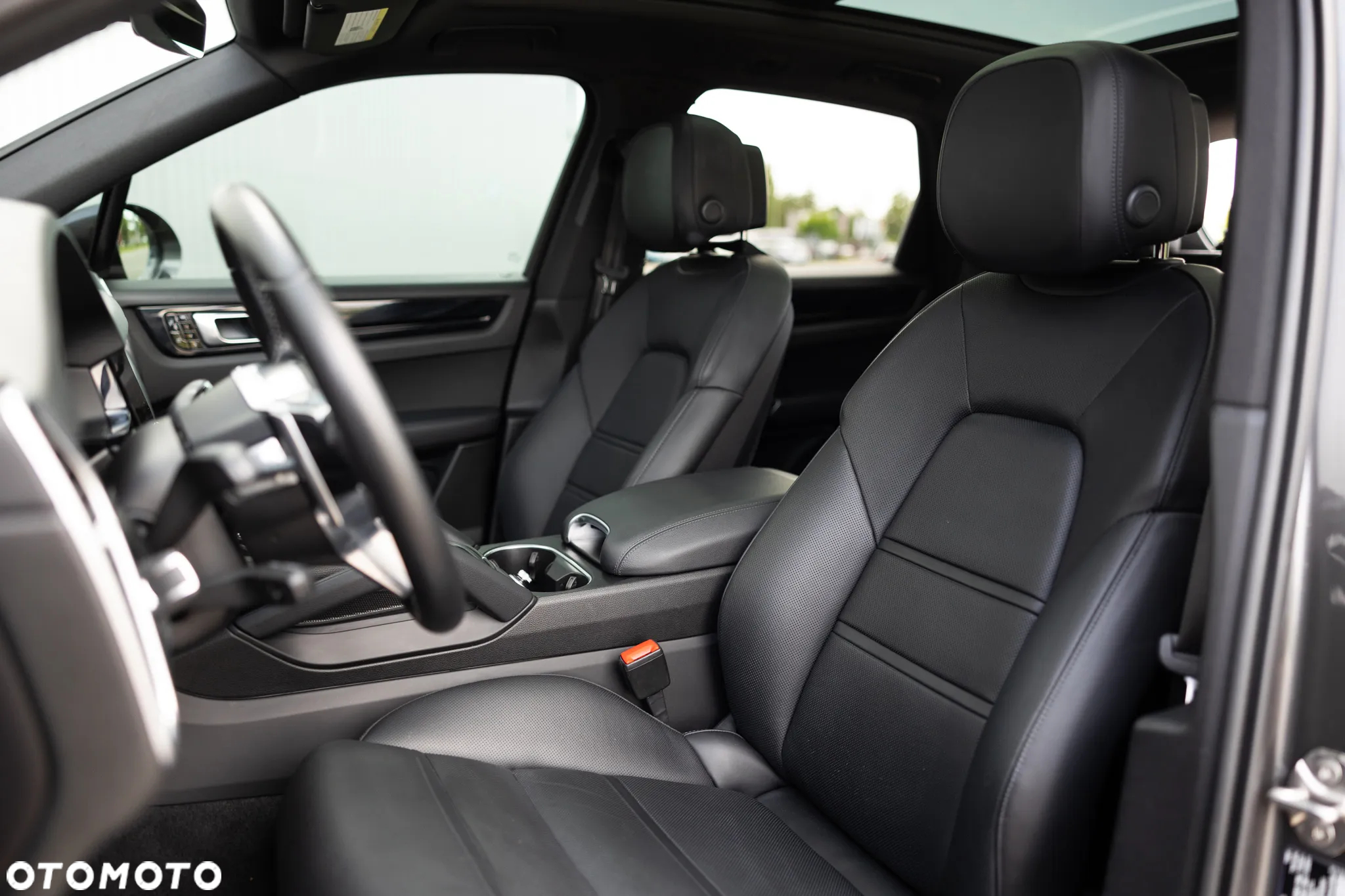 Porsche Cayenne - 19