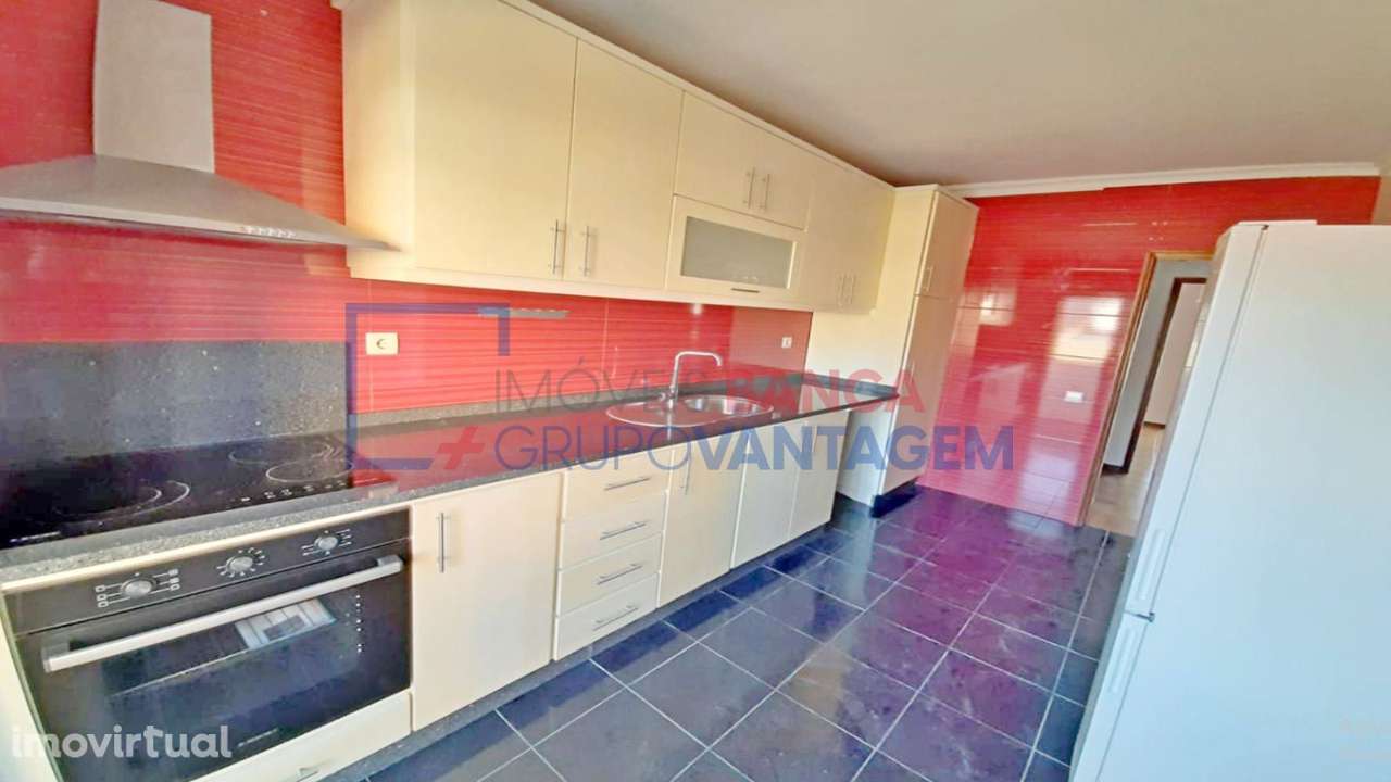 APARTAMENTO T3 EM BAGUIM DIO MONTE - RIO TINTO - Grande imagem: 3/18