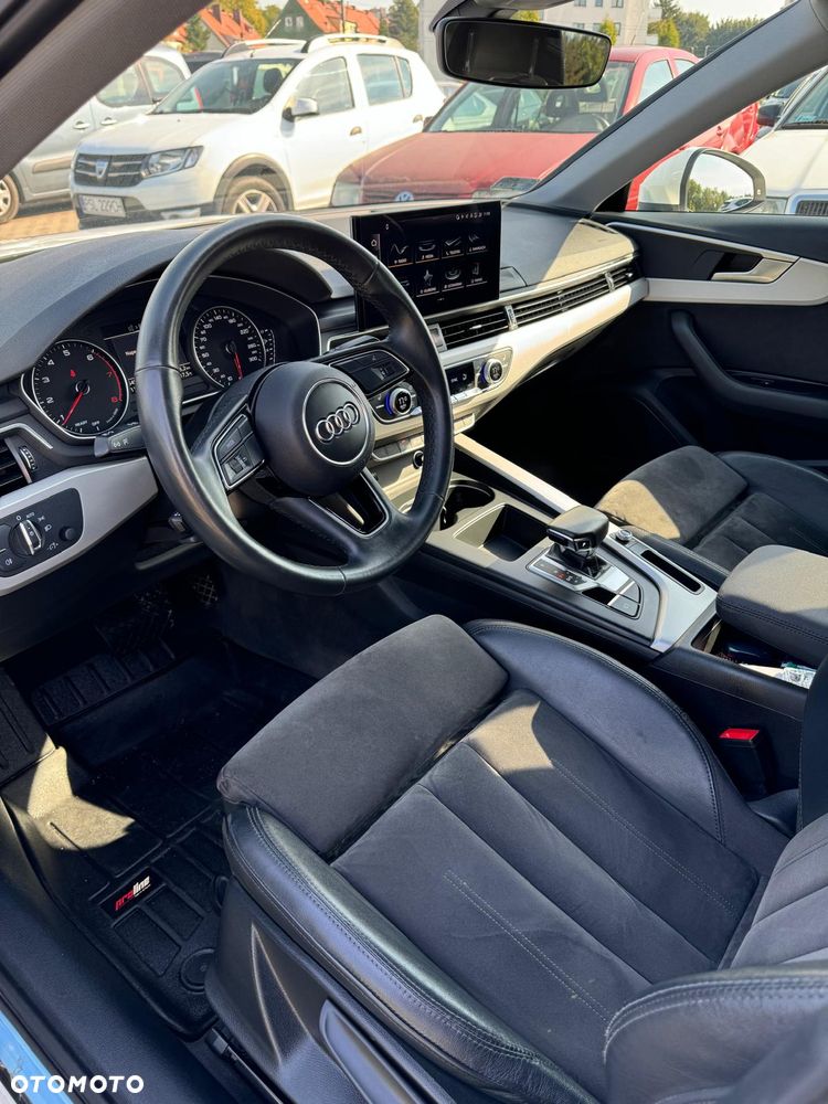 Audi A4 Limousine - 10