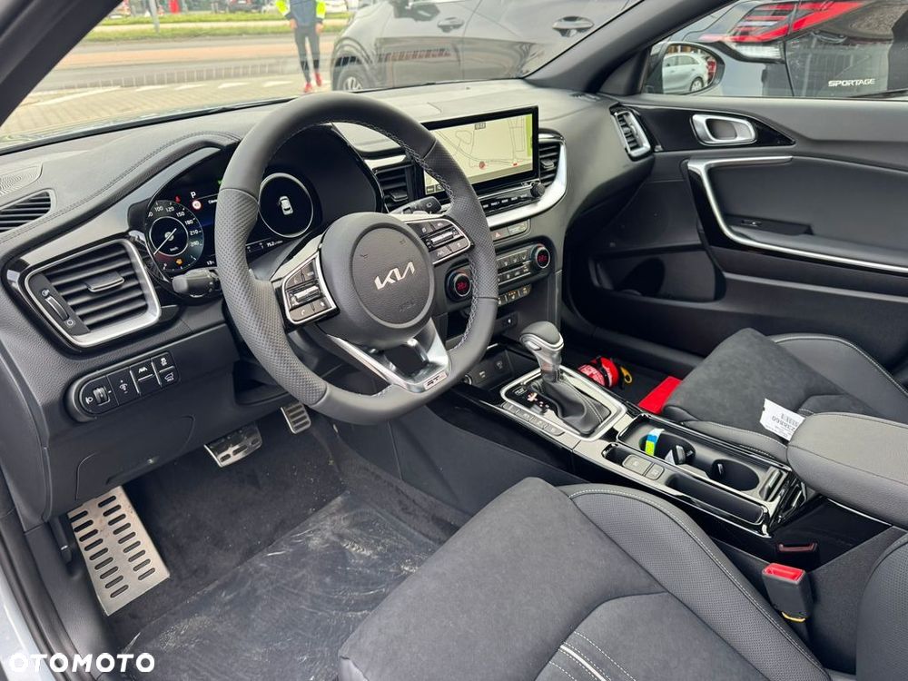 Kia XCeed 1.6 T-GDI GT-Line DCT - 10