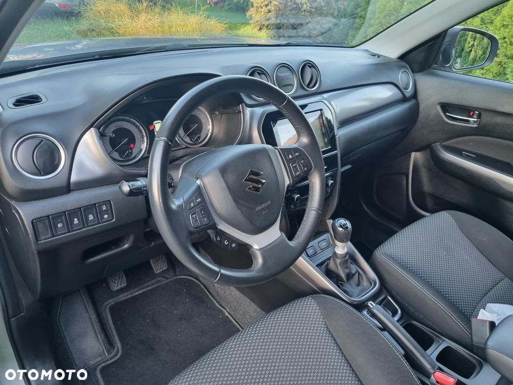 Suzuki Vitara - 15