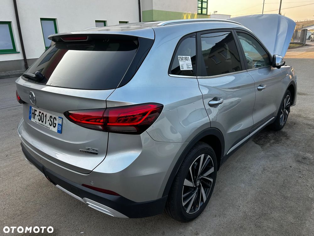 MG ZS Hybrid+ - 3