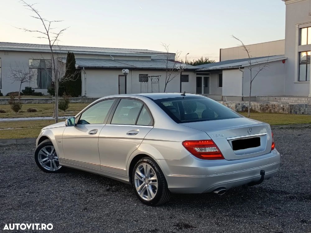 Mercedes-Benz C - 6