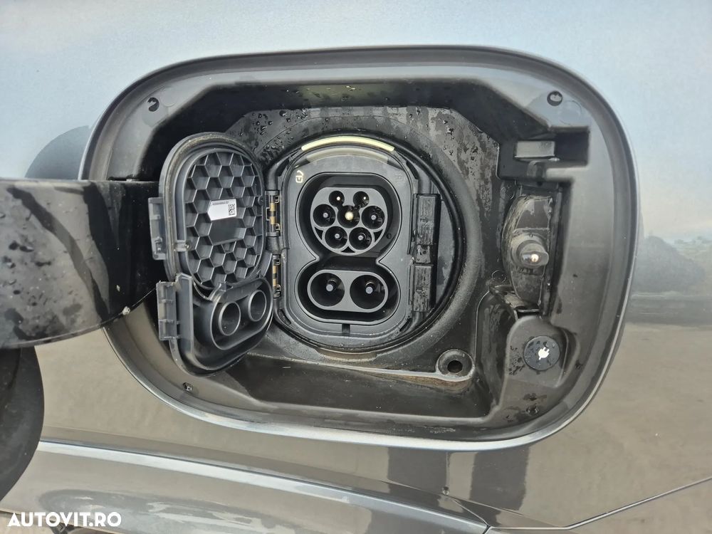 Mercedes-Benz GLE - 23