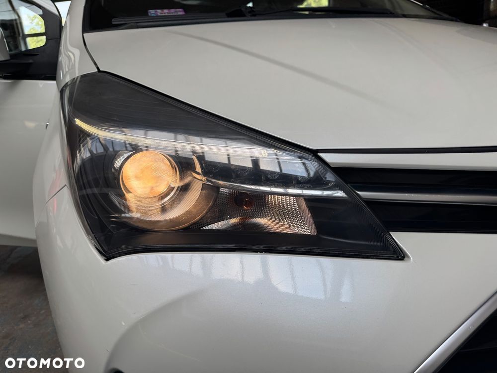Toyota Yaris - 32