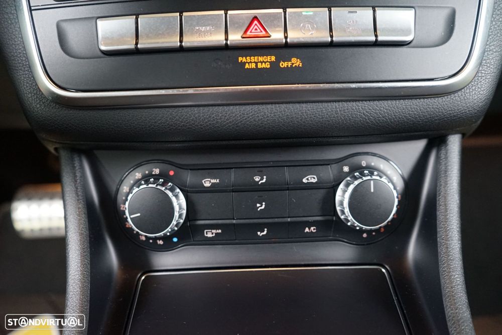 Mercedes-Benz CLA 180 - 31