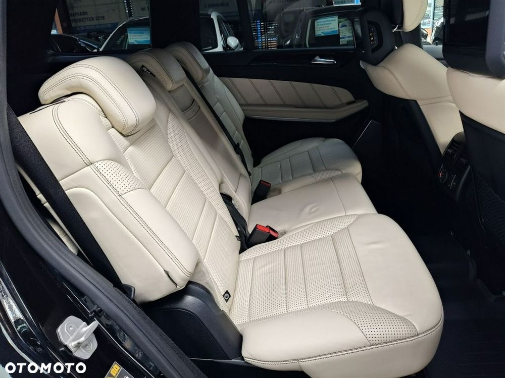 Mercedes-Benz GL 63 AMG - 24