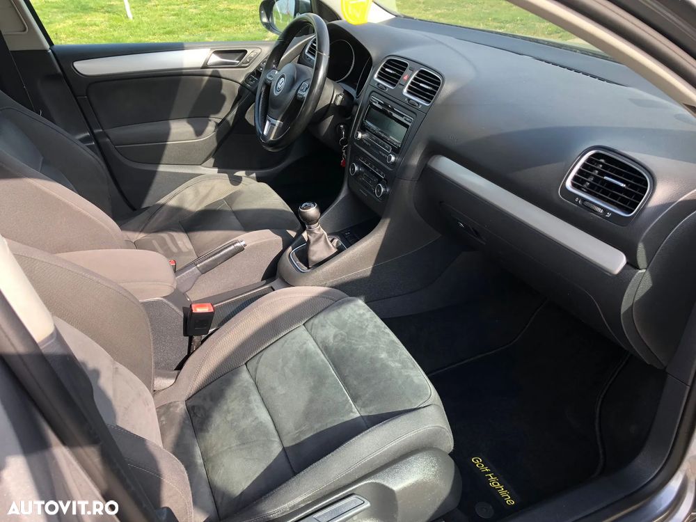 Volkswagen Golf 1.4 TSI Highline - 14